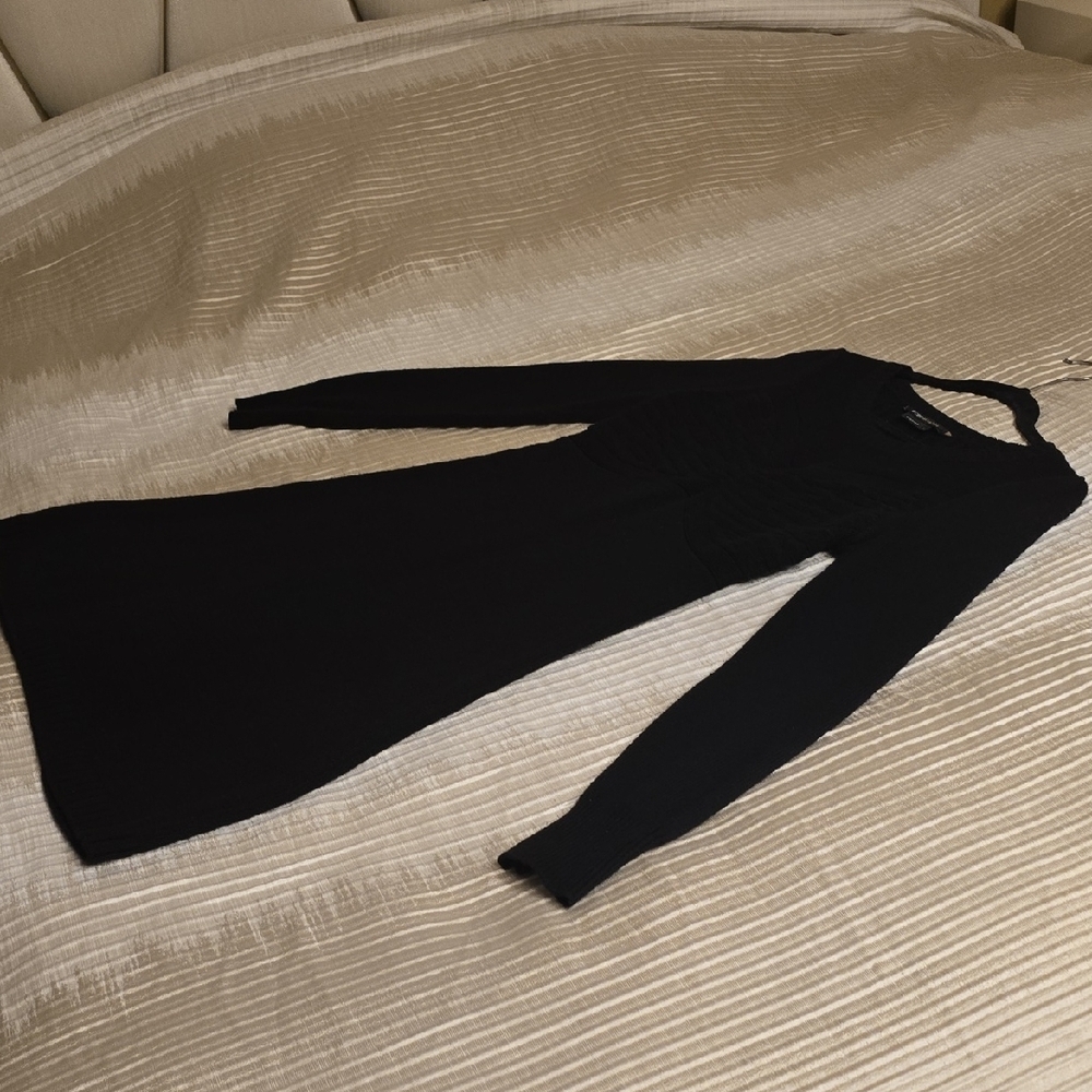 BCBGMaxAzria Lamb's Wool Black Long Sleeve Knit Dress - Picture 6 of 16